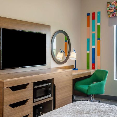 Hampton Inn & Suites Raleigh Midtown, Nc מראה חיצוני תמונה